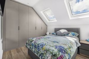 Bedroom- click for photo gallery